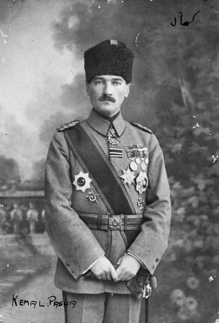 Mustafa Kemal Atatürk — portret
